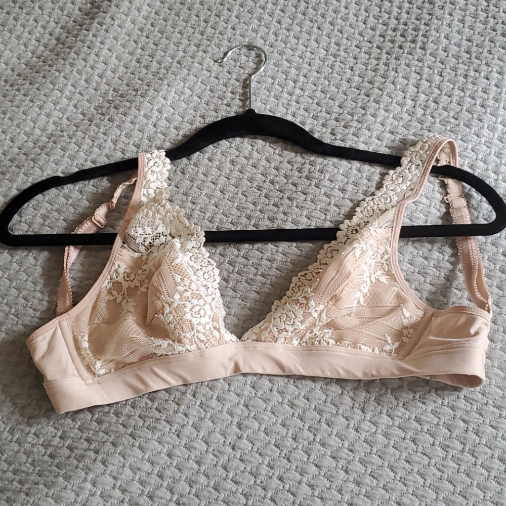 COPY - Wacoal Bralette 34 B